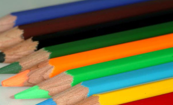 04_36_9---coloured-pencils_web.jpg