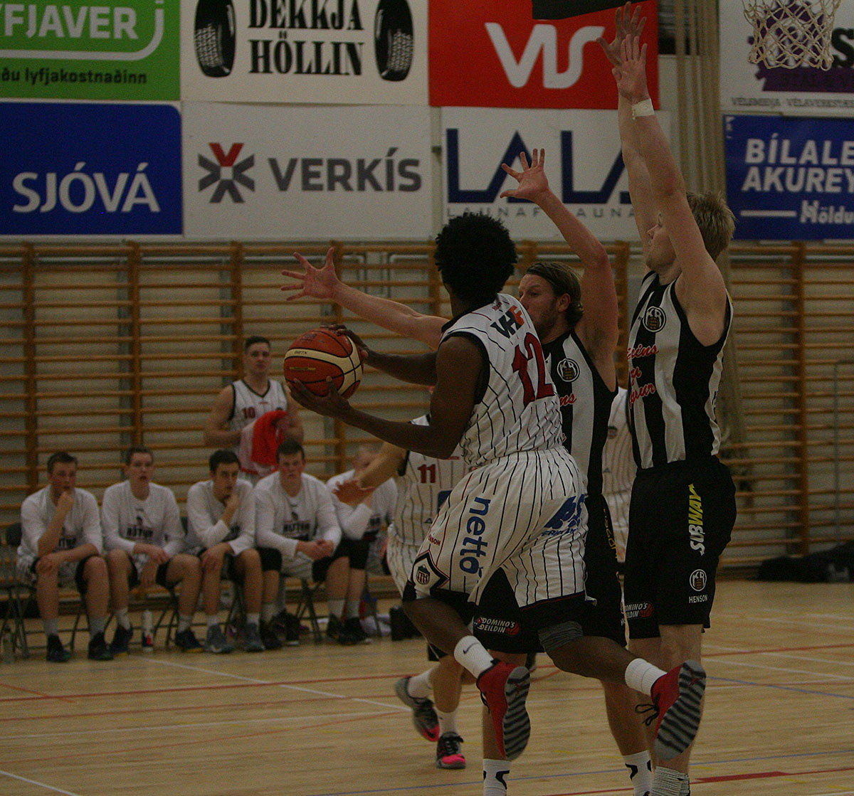 karfa hottur kr nov15 atli 0215 web