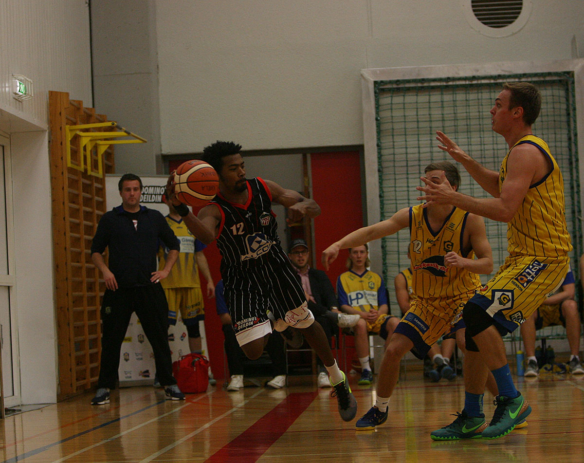 karfa grindavik hottur 20151018 0028 web