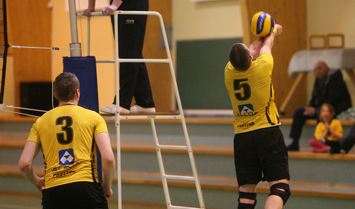 Blak Throttur Hk Kk April16 0044 Web