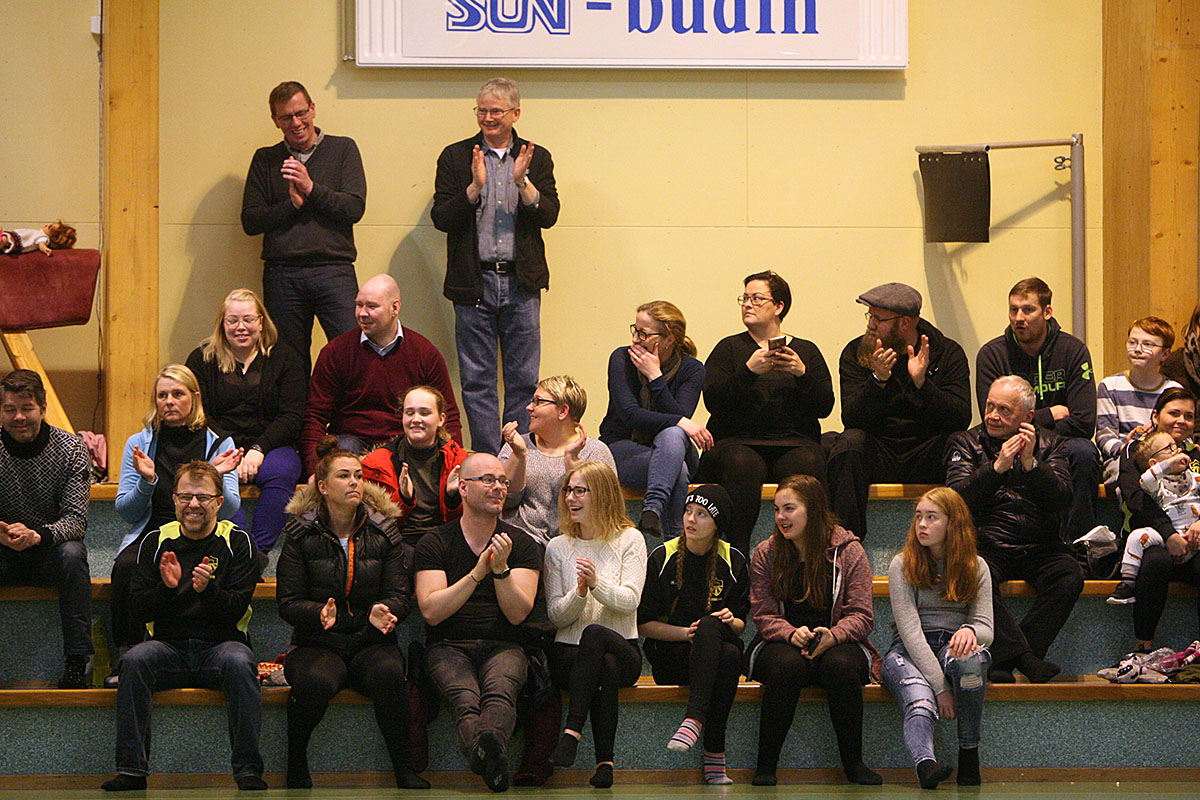 Blak Throttur Hk Kk April16 0079 Web