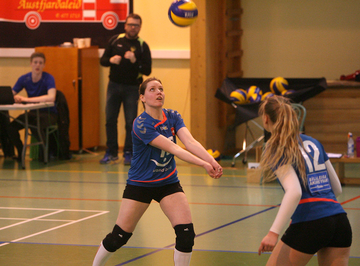 Blak Throttur Hk Kvk April16 0148 Web