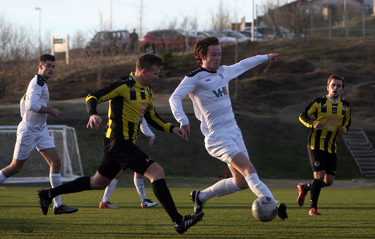 Fotbolti Hottur Huginn Mai16 0060 Web