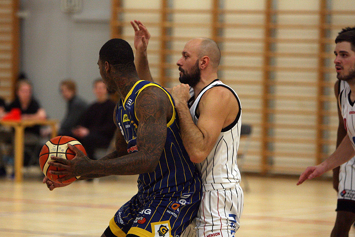 Karfa Hottur Umfg 20160114 0016 Web