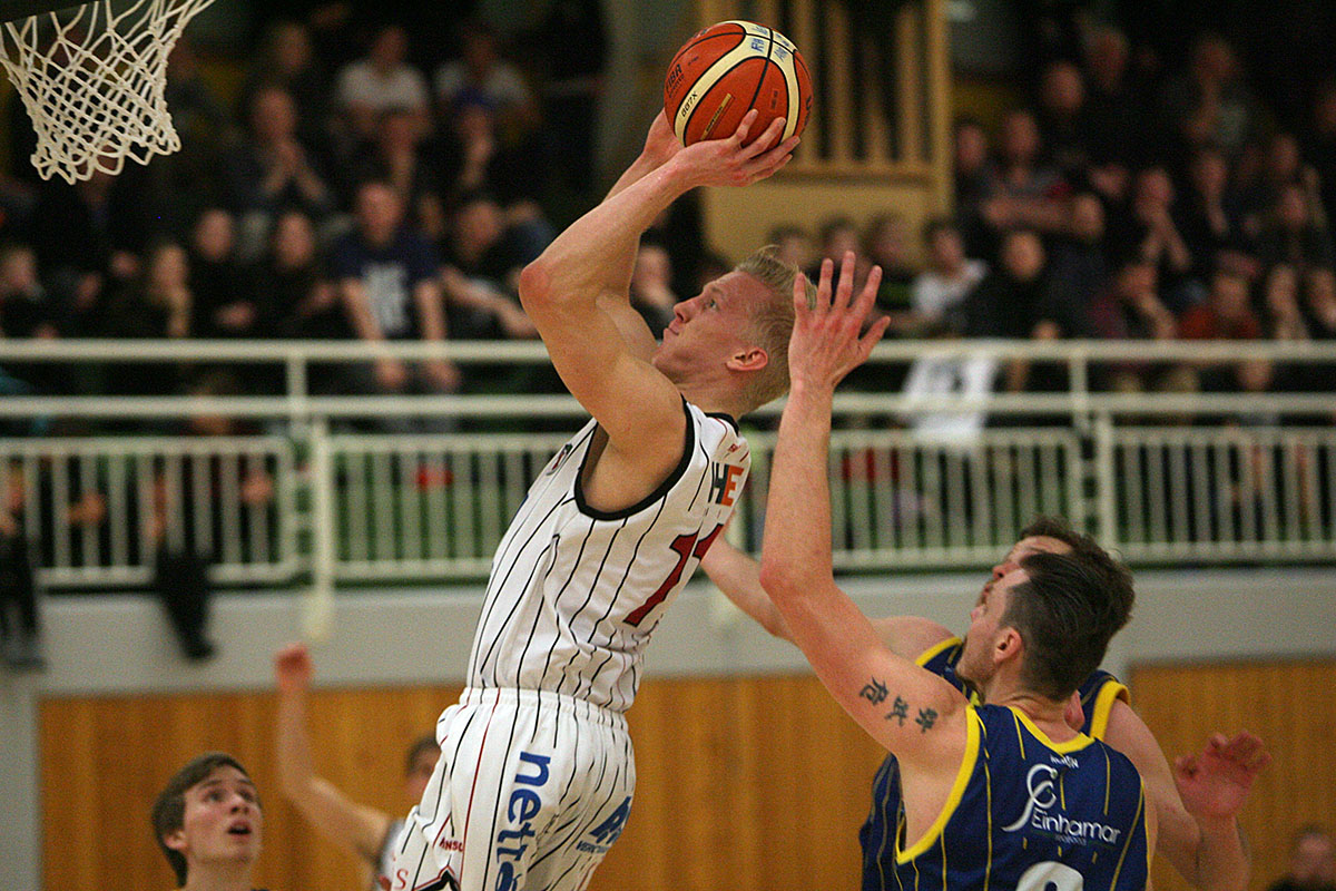 Karfa Hottur Umfg 20160114 0271 Web