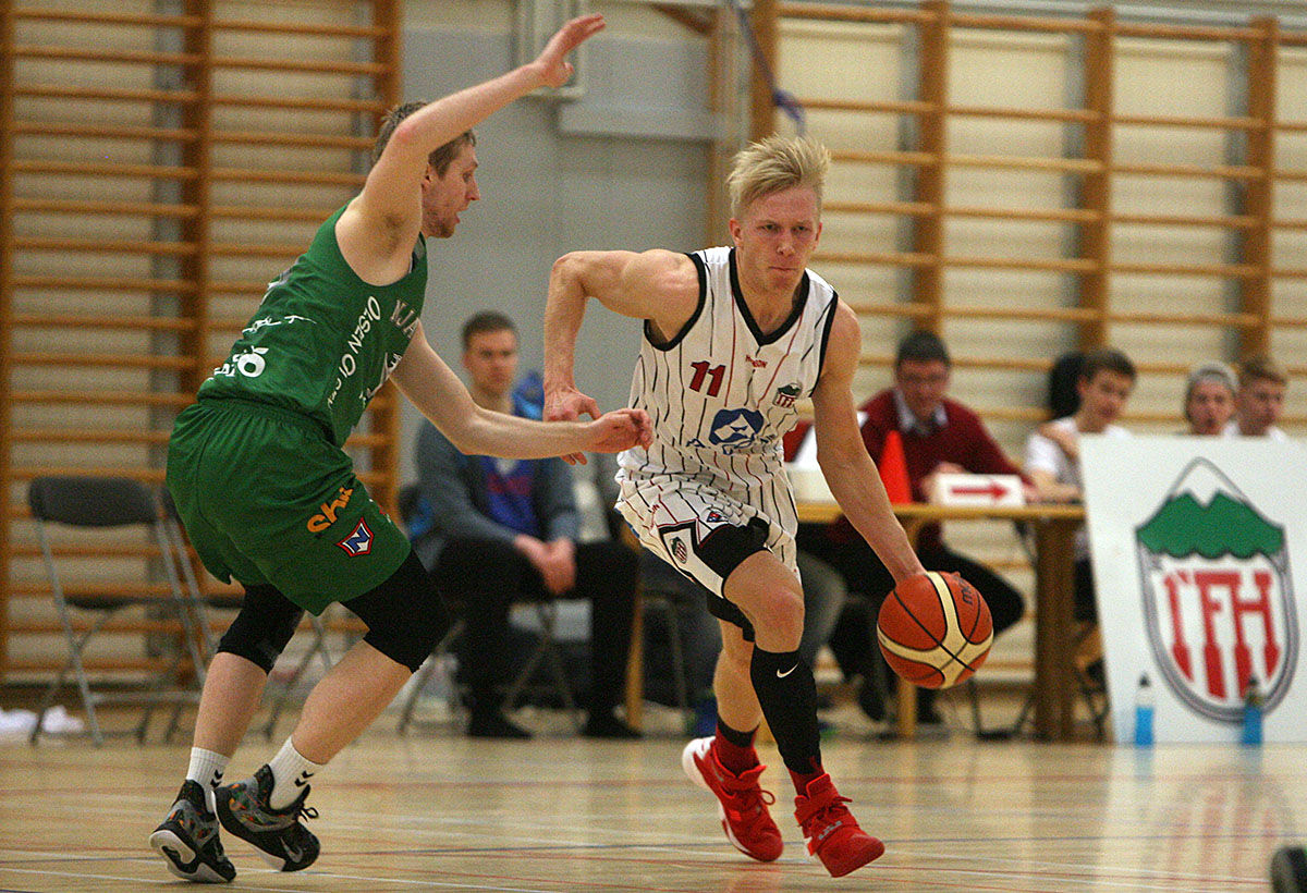 Karfa Hottur Njardvik Jan15 0198 Web