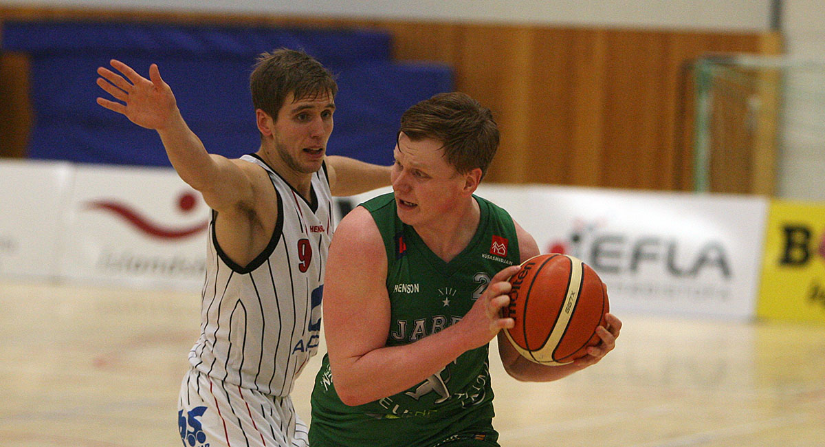 Karfa Hottur Njardvik Jan15 0341 Web